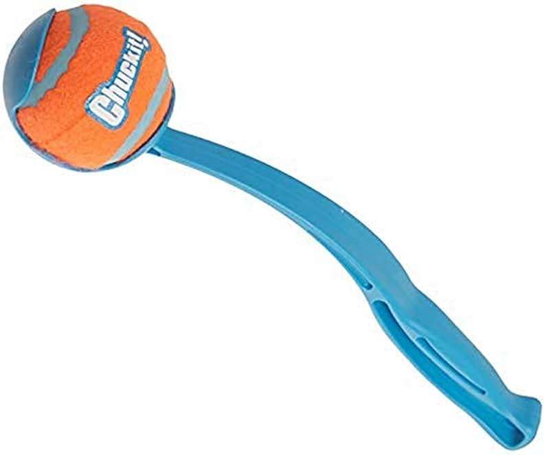 Chuckit! Sport 12M Dog Ball Launcher and Ultra Squeaker Ball (2 Pack) - Image 2