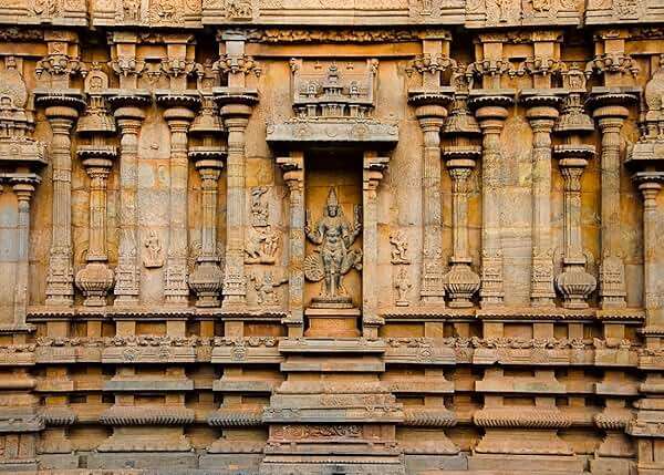 BELECO 7x5ft Fabric Indian Hindu Temple Backdrop Carved Idol on The Wall of Brihadishvara Temple, Thanjavur Background Hinduism Religion Background Indian Landmark Travel Photo Studio Props Wallpaper - Image 1