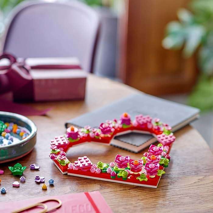 LEGO Heart Ornament Building Toy Set - Fun Arts and Crafts Idea for Girls and Boys, Ages 9+ - Display on The Wall as Home Decoration - Gifts for Kids - 40638 - Image 2
