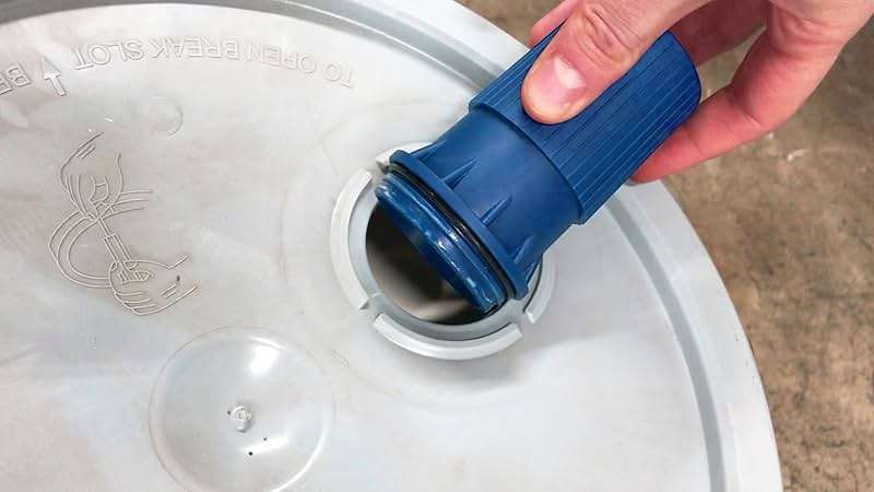 MARSHALLTOWN 5 Gallon Pour Spout for Paint, Transforms Your Bucket Into a Mess-Free Pouring Solution, Paint Pouring Spout, Bucket Lid with Spout, Multi Pail Pour Fitting, GPS5 - Image 2