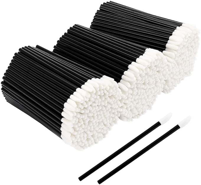700 Piece Disposable Lip Wands - Lip Brushes, Lipstick & Gloss Applicators - Lint Free Makeup Applicator Brush Beauty Tool - Product Image