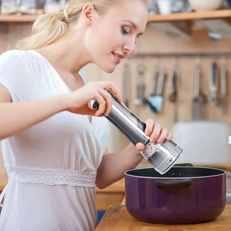 Electric Salt and Pepper Shakers – Adjustable Coarseness Electric Rechargeable Salt and Pepper Grinder Set – Battery Operated Pepper Mill and Salt Mill – Stainless Steel Electric Spice Grinder Set - Image 6