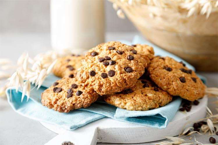 A Blend Above Chocolate Chunk Cookie Mix (Makes Appx. 36 Cookies), Quick and Easy to Make, 10 Minute Prep, Large Chocolate Chips, Baking Mix - Image 3