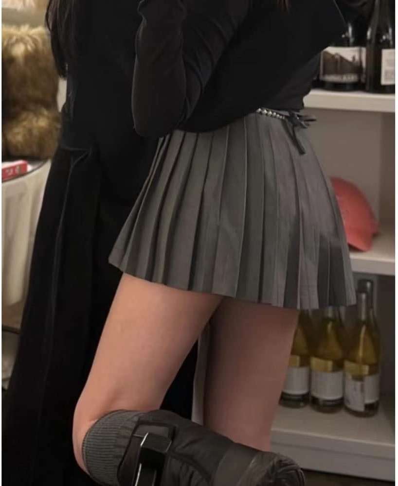 RICHTRUE Preppy Y2k Low Rise Pleated Mini Skirt for Women Sexy - Image 5