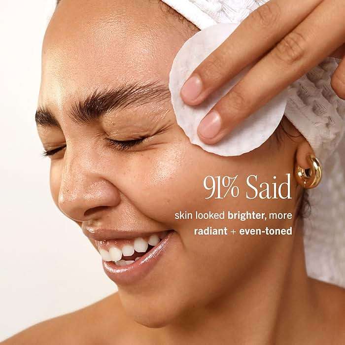 First Aid Beauty - Facial Radiance Pads with Glycolic & Lactic Acids, Daily Exfoliating Pads with AHA, Visibly Smaller Pores, Help Tone & Brighten Skin, One-Step Makeup Prep, Compostable, 28 - Image 7