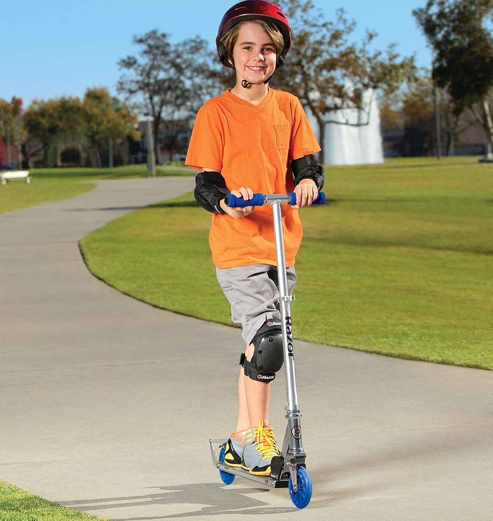 Razor A3 Kick Scooter for Kids Ages 5+ - Foldable, Lightweight, Large Wheels, Front Vibration Reducing System, Adjustable Handlebars, for Riders up to 143 lbs, Blue & Jr. Lil' Kick Scooter - Image 4
