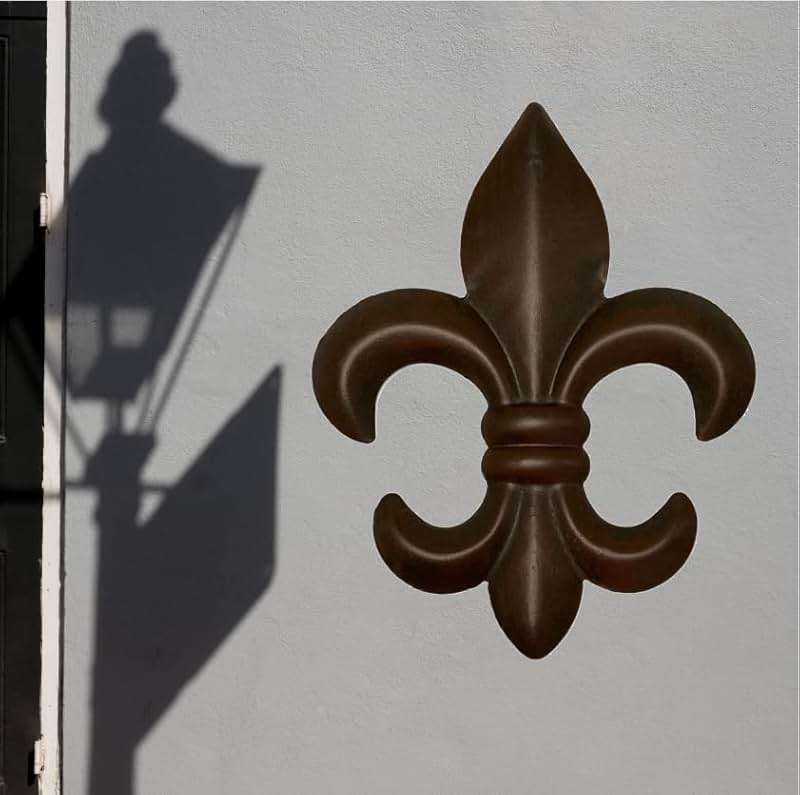 Top Brass 6" Metal Fleur De Lis Wall Decor Art (3 Pack) - New Orleans Style Home Decor - Image 2