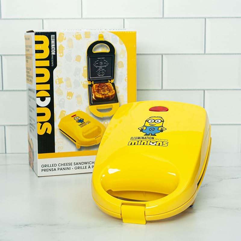 Uncanny Brands Minions Sandwich Maker - Small Kitchen Appliance - Image 6