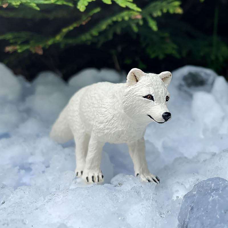 Safari Ltd. Arctic Fox Toy Figure | North American Wildlife Collection | Non-Toxic and BPA Free | Toy Animals | Suitable for Ages 3 and Up - Image 2