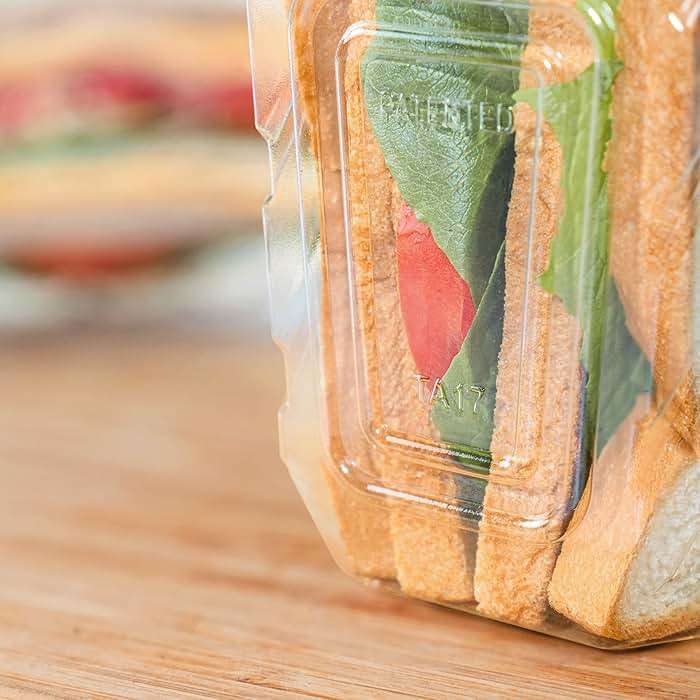 Karat 17oz Clear PET Hinged Triangle Sandwich Containers - Tamper Resistant, Portable Wedge Sandwich Boxes, TR-HSW17PET - Case of 200 - Image 5