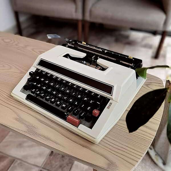 QADFSFGBG Classic Old Fashioned Manual Typewriter - Portable & Easy to Use - Includes Ribbon Set - Machinery Typewriter, kk321 - Image 6