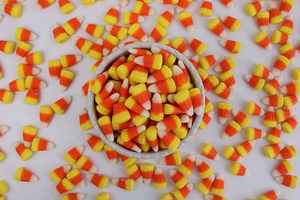 Candy Corn Autumn Mix- Pumpkin and Candy Corn Bulk Blend-Mellowcreme Fall Harvest Festival Mix (2 Pound) - Image 6