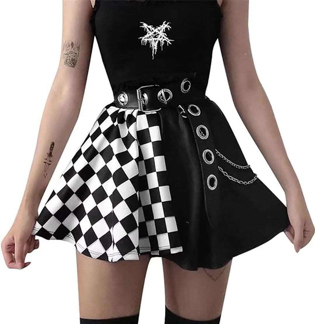 Ruolai Goth Black Pleated Mini Skirt with Chain High Waisted Tennis Skirt - Image 1