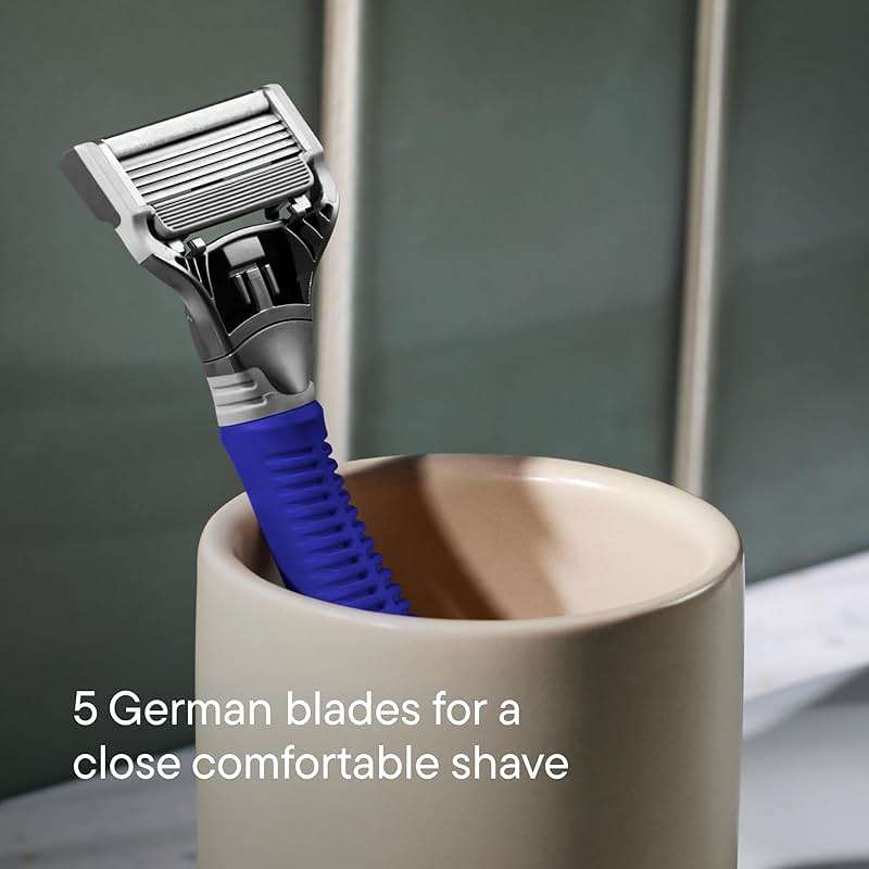 Harry's Travel Shaving Kit for Men - Toiletry Bag, Razor, Foaming Shave Gel, and Blade Cover -Travel Size Toiletries - Image 5