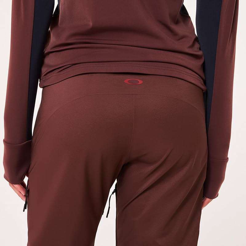 Oakley Women's Outpost Recycled Shell Pant - Image 4