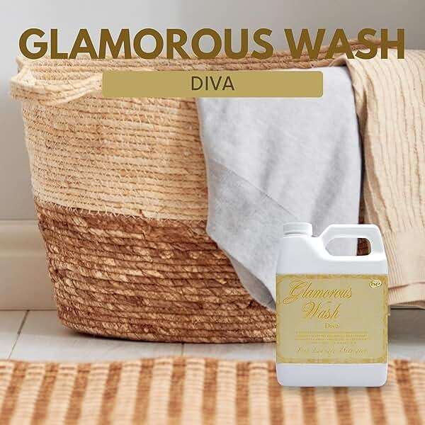 Tyler Candle Company Wash Diva 32 Fl oz HE, Laundry Detergent/with Glamorous Sachet Single Pouch - Image 6