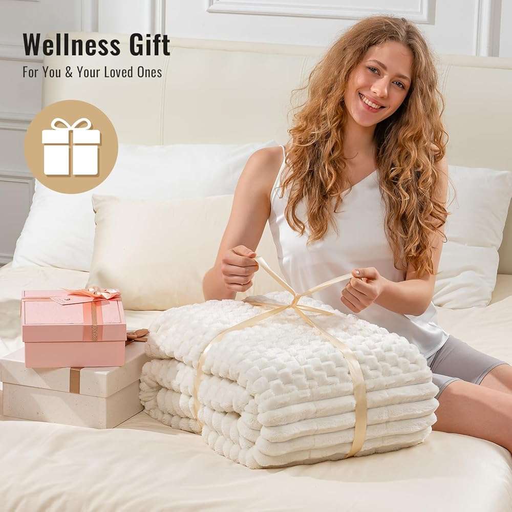 Uttermara Weighted Blanket for Adults Queen Size 15lbs, Soft Cozy Sherpa Fleece Heavy Blanket for Sleep and Calm, Fuzzy Warm Jacquard Bed Blanket, 60 x 80 Inches, Cream White - Image 6