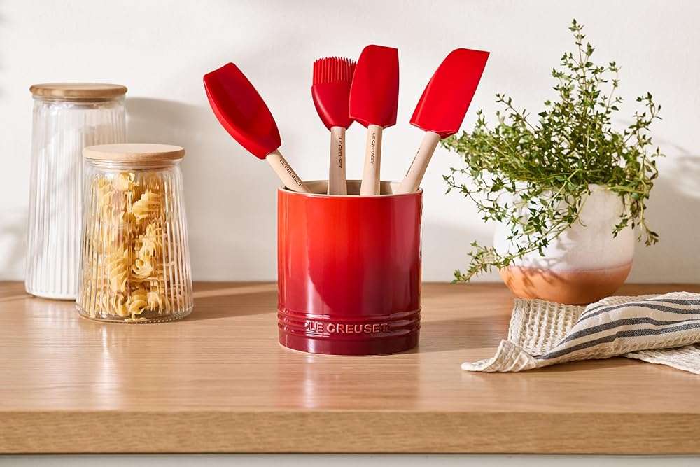 Le Creuset Stoneware Signature Straight Wall Utensil Crock, 1 qt., Sea Salt - Image 6