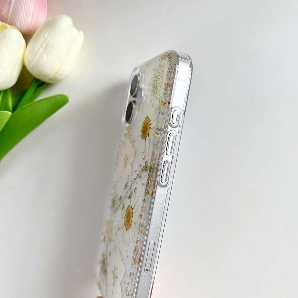 LSEEKA for iPhone 17 Clear Case with Pressed Real Flowers Design,Glitter Cute White Floral Pattern Slim Soft TPU Protective Women Girl's Phone Cover for iPhone 17 - Image 6